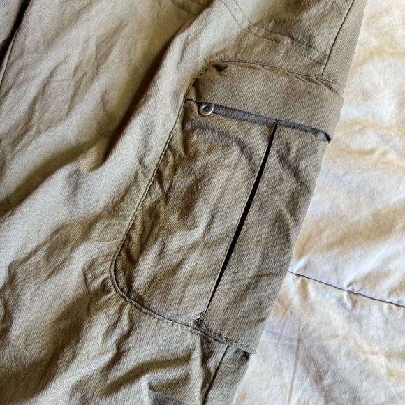 Women's REI Zip Off Cargo Pants, Hiking Outdoors, Brown, Size 8 - Picture 3 of 7